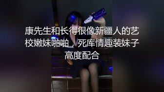 【新片速遞】 ✨被精液灌溉的女人，露脸激情5P被4个男人玩弄，三个大鸡巴疯狂朝脸上撸，草着骚穴玩着奶吃着鸡巴