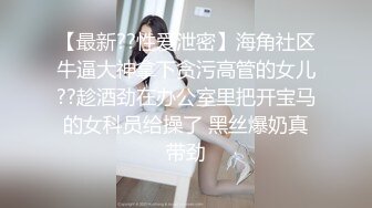 小两口的浪漫沙发性爱