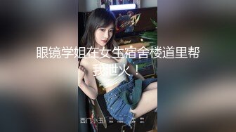 专业盗站四月流出KTV座厕全景偷拍有的妹子怕脏直接蹲在厕兜里尿尿