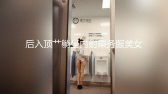 清纯姐妹花全程露脸大秀，丝袜情趣兔女友诱惑，揉奶玩逼听狼友指挥各种撩骚互动