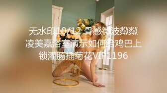 【剧情】清洁工发现鸟洞伸出鸡吧然后帅哥过来口交吃屌,打桩猛操还被医生偷看