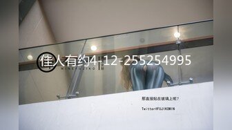 商场女厕全景偷拍来遛狗的美女还是一个无毛小嫩B