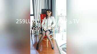 【OnlyFans】逃亡JJ爱KK，狂干群P，大型淫乱场面，两人真实夫妻，女的身材超级棒，群p的场面太过震撼 136