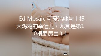 老家的少妇来城里找工作，托我照顾着点，长得还挺清秀的，照顾她理所当然喽！